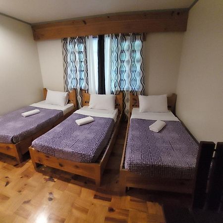 Rusty Nail Inn And Cafe Сагада Экстерьер фото