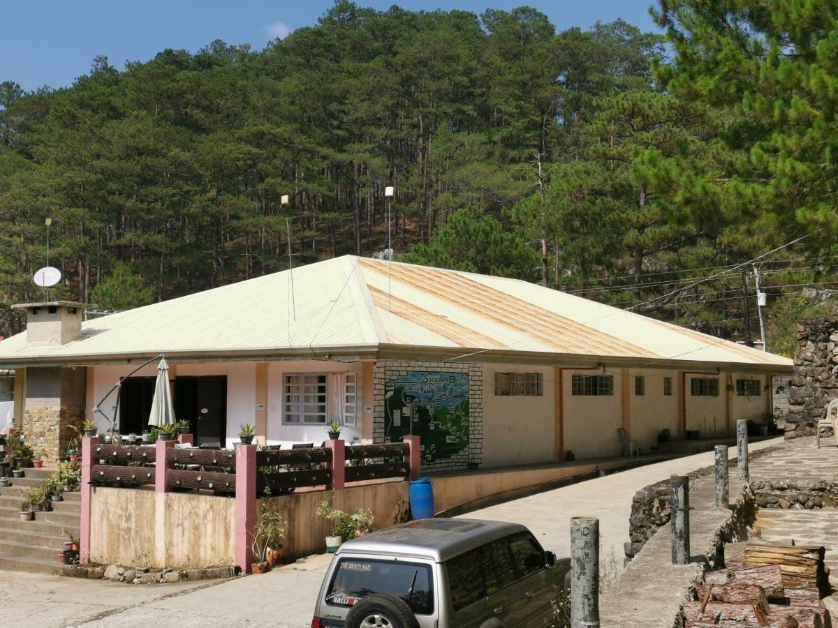 Rusty Nail Inn And Cafe Сагада Экстерьер фото